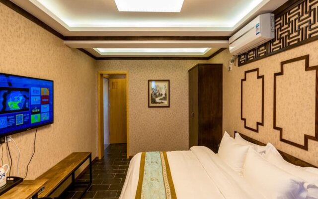 Moon Flower Hotel