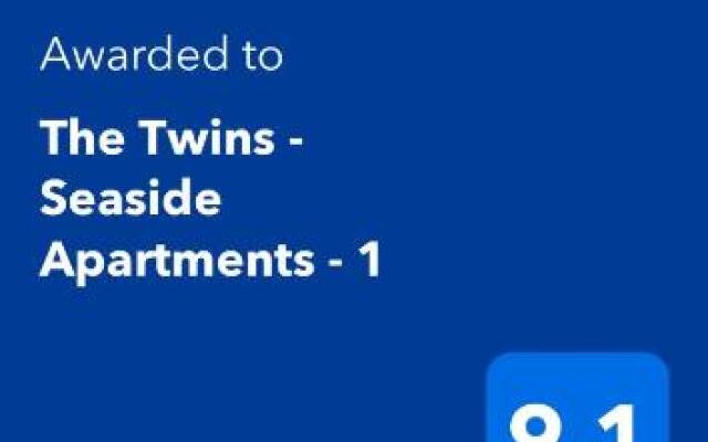 The Twins - Seaside Apartments - 1