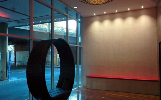 Northbank Place by Apartments of Melbourne