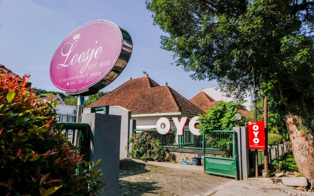 OYO 353 Loesje Guest House Syariah