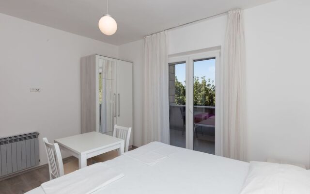 Rooms Villa Bašica