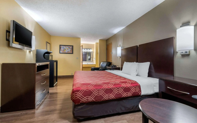 Econo Lodge Lexington Southeast