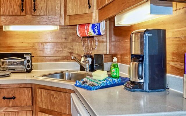 Lake Seminole Country Cabins