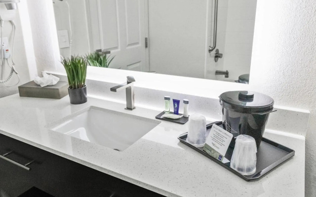 Suburban Studios Brunswick I-95