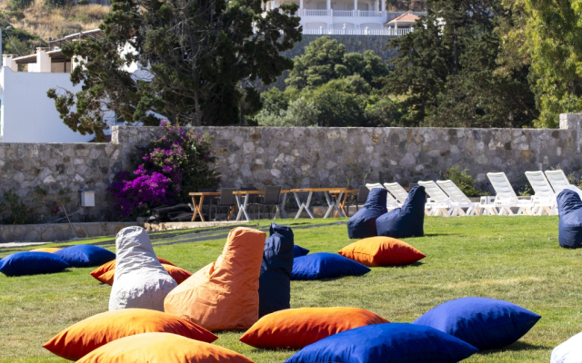 Sude Beach Resort Hotel