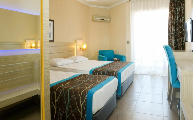 Kaila Beach Hotel - All Inclusive