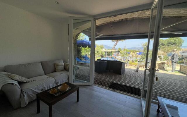 Appartement Porticcio, 1 pièce, 2 personnes - FR-1-61-584