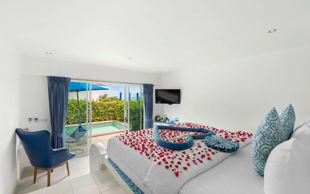 La Perle Luxury Boutique Hotel