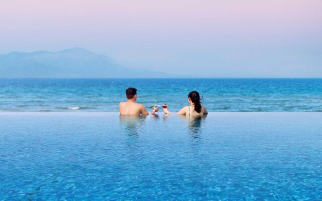 Melia Danang Beach Resort