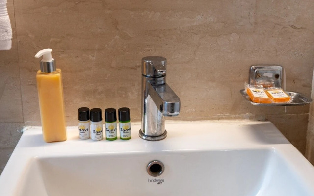 Saavi Hotel Medicity