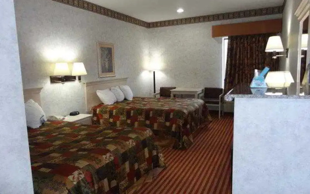 Americas Best Value Inn & Suites Bastrop