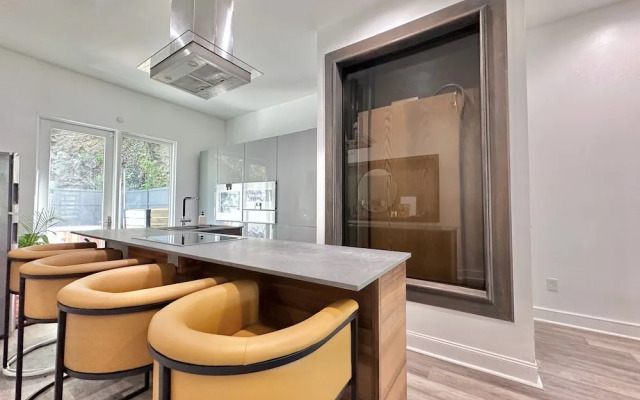 The Josephine Villa by Luxe PGH