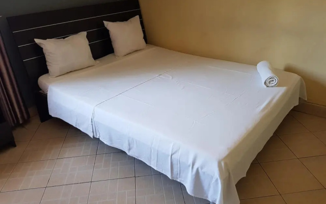 Salama Hotel