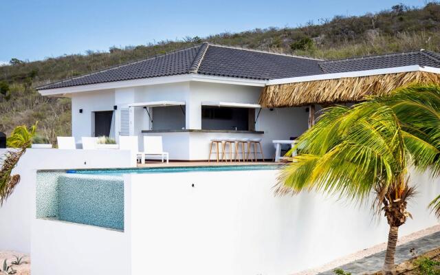 Kas Karibu ♕ Modern Villa ♕ Stylish Design ♕ Stunning Ocean View