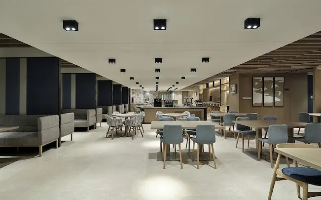 Holiday Inn Express Chengdu Wenjiang Hotspring