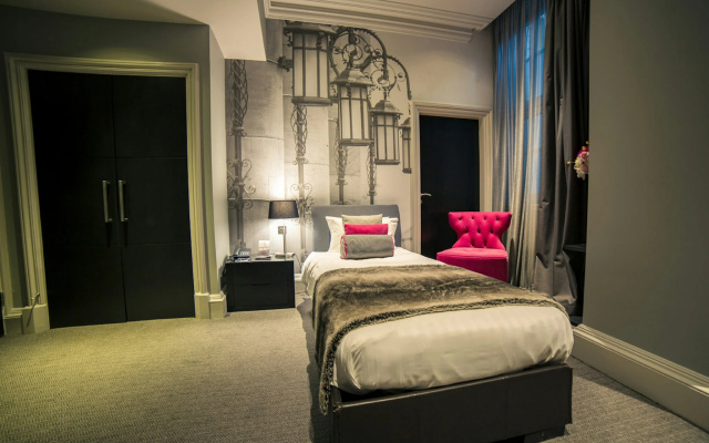 Grey Street Hotel