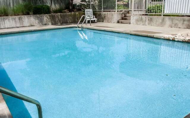 Sleep Inn & Suites Lake of the Ozarks