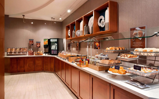 Springhill Suites Marriott Airport