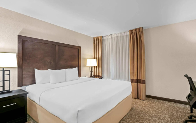 Comfort Inn & Suites
