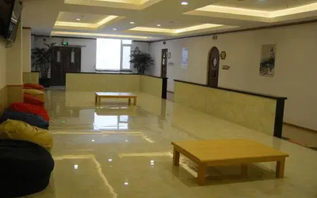 Fengshu Hot Spring Hotel