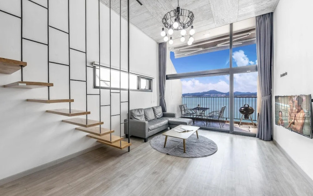 Yeosu Andante Pension