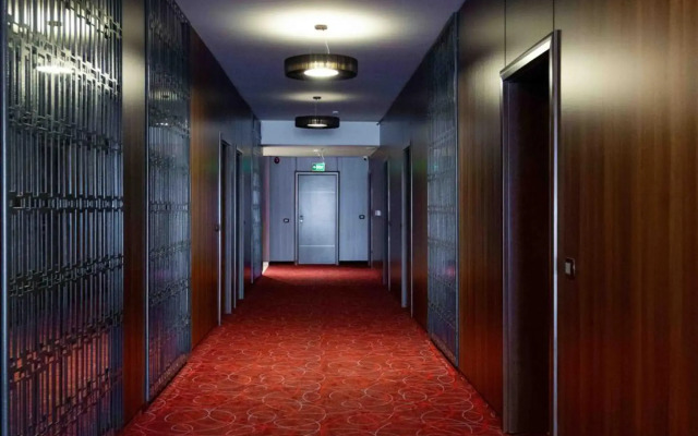 Hotel Sirius