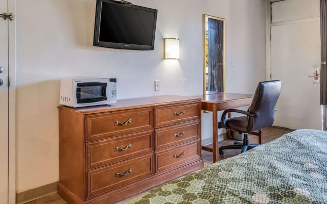 Country Hearth Inn Suites Greenville