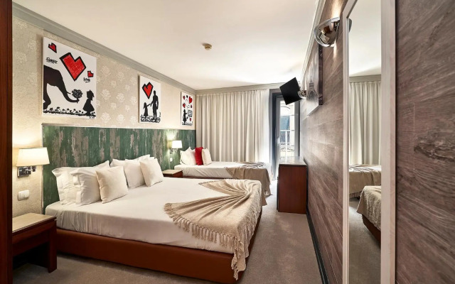 José Estêvão Hotel