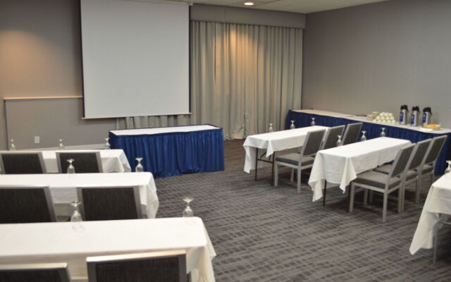 Best Western Cascadia Inn