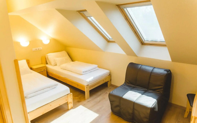 Karin Hotel