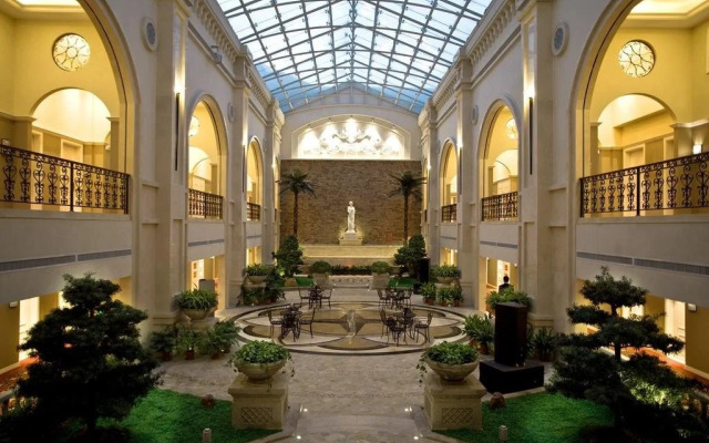 Zhongcheng Holiday Hotel