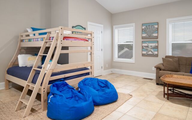 Seas The Day By BlueSwell