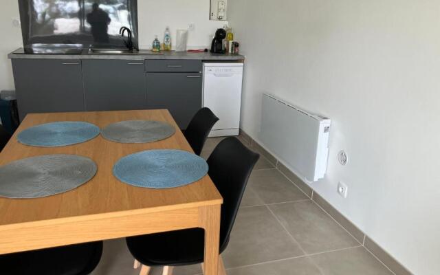 T3 Les Pieds Dans L'eau