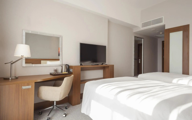 Hampton By Hilton Kocaeli Symbol