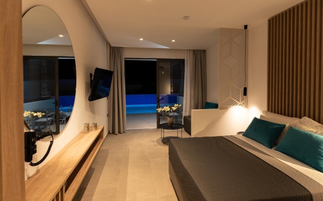 Zoes Hotel