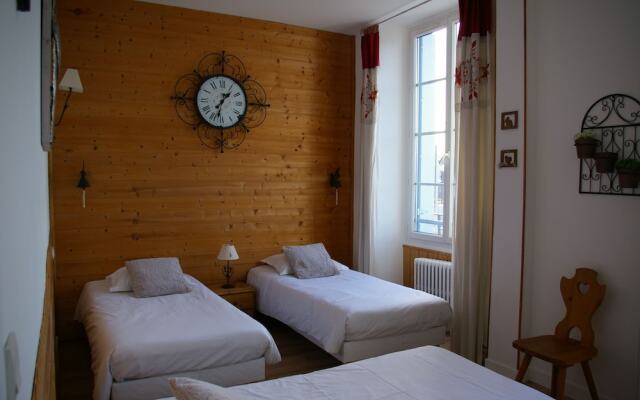 Queen Serenity Hotel