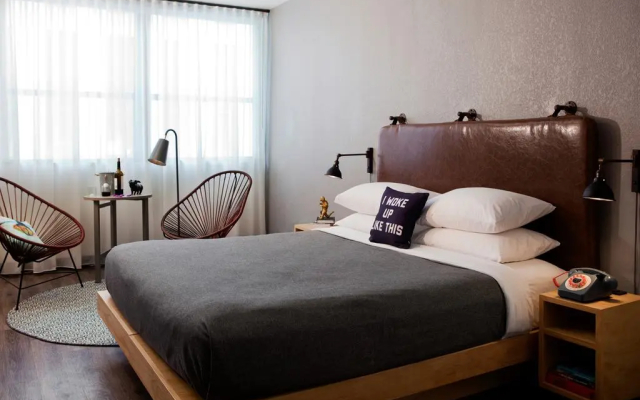 Moxy New Orleans Downtown French Quarter