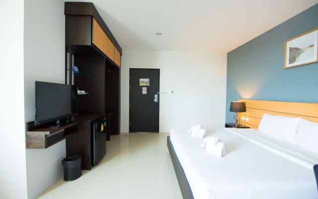 Lee Hotel
