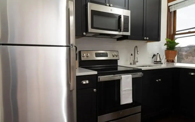 Luxury Multi-unit Historic Building Near Downtown