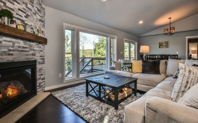 Rosie's Retreat - 4 Br Home