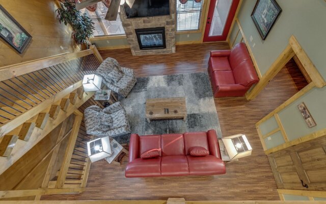 Swimmin in the Smokies - Six Bedroom Chalet