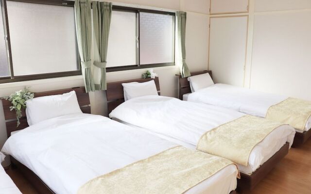 Taiko 2chome House