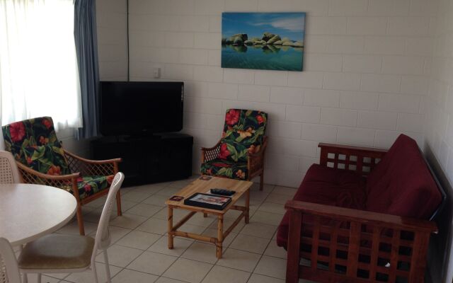 Palm View Holiday Apartments