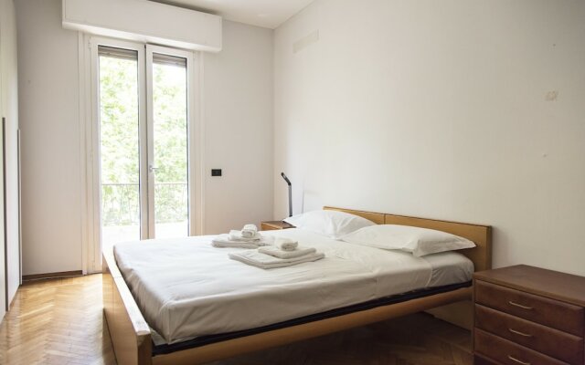 2 Bedrooms Flat near Bocconi, Iulm, Navigli