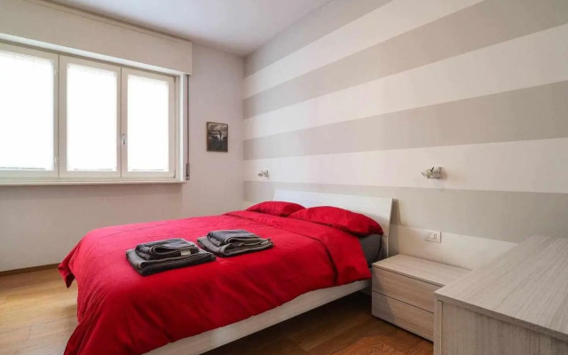 UCA14 Luxury large apartment with private terrace in Citylife