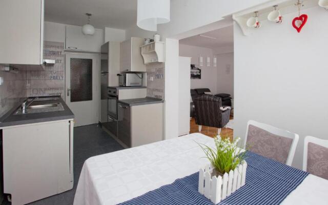 Apartment Macho