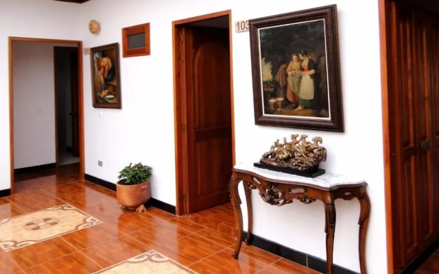 Villa De Los Angeles