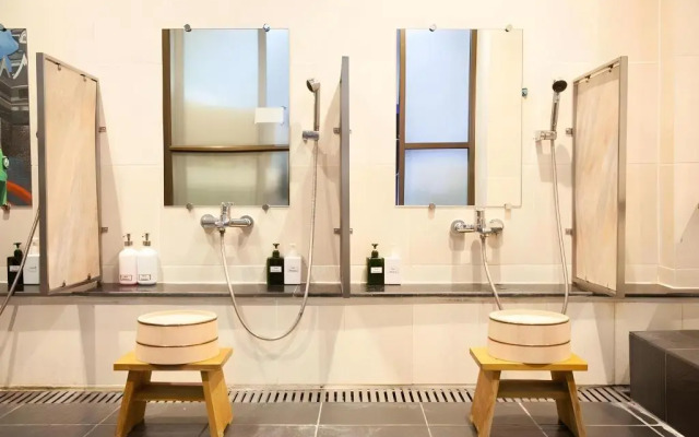 Kashiwaya Ryokan Thai Hotel