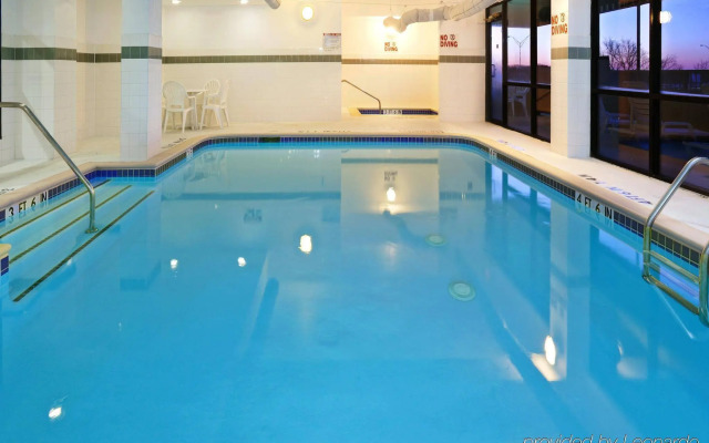 Holiday Inn Express Hotel and Suites Mesquite