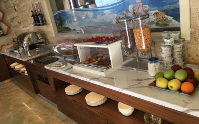 Vila One Beach Hotel